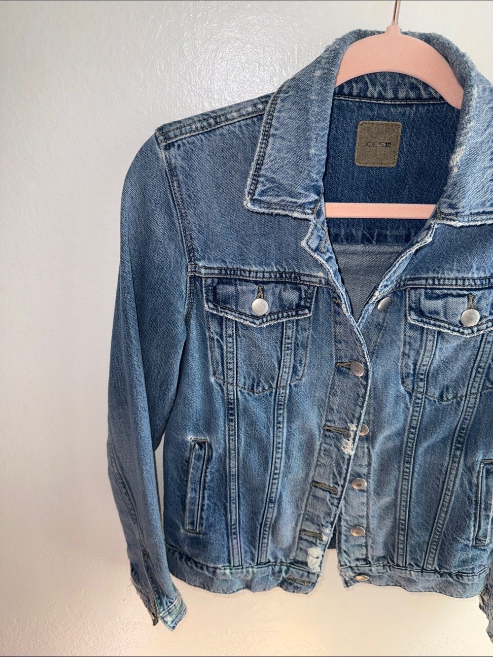 Joe’s Jeans Classic Blue Denim Jean Jacket Distressed Rips Women's Small Revolve - Picture 7 of 12